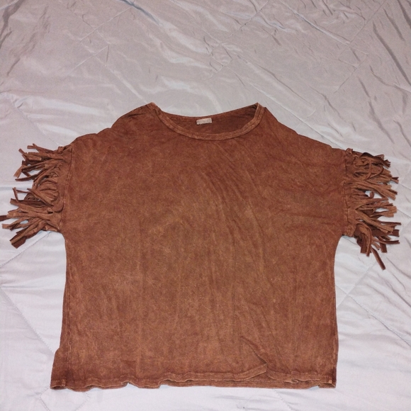 Brown Fringe Sleeve Top by Blue Buttercup Size Large - Picture 2 of 3